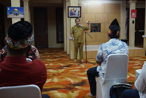 Hadi Mulyadi: Kita Hanya Bisa Membangun Indonesia Jika Bersatu