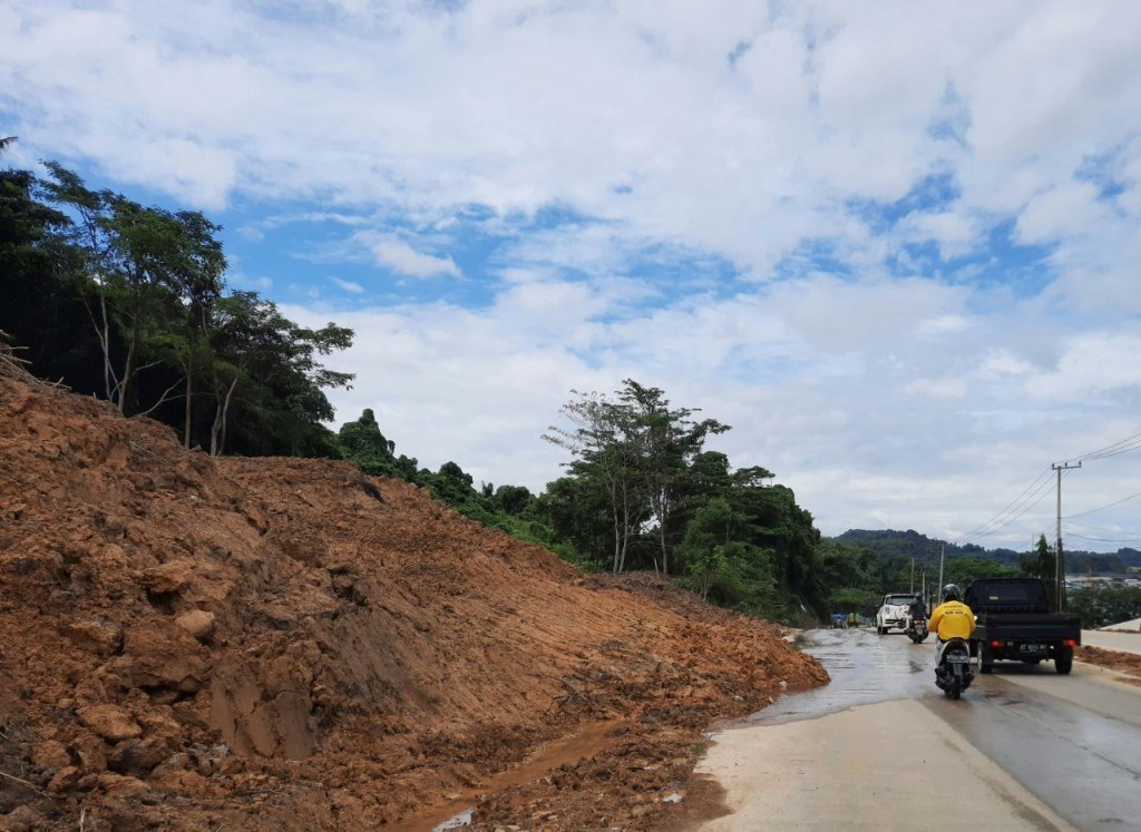 Komisi III DPRD Samarinda Turun Memantau Penanganan Longsor di MangkupalasÂ 