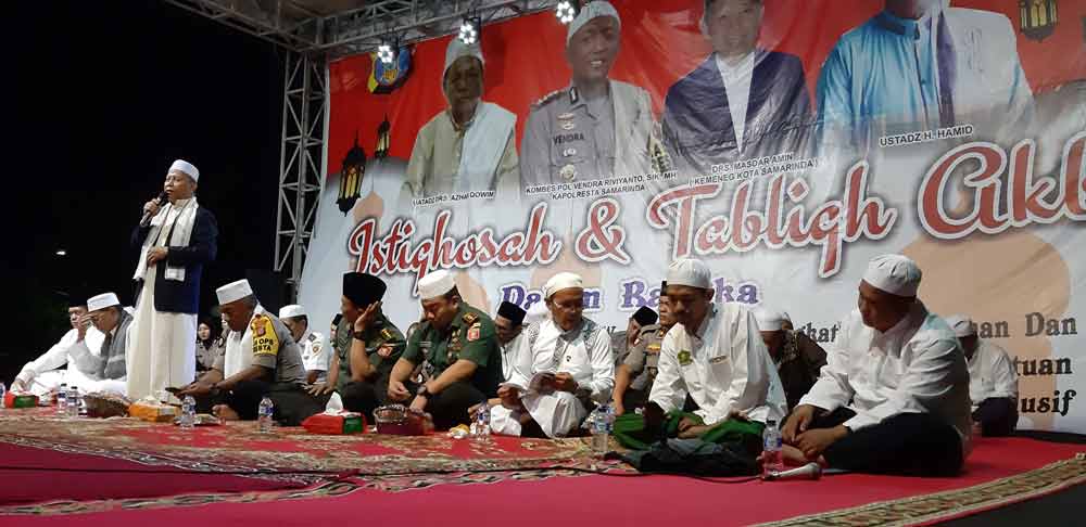 Ribuan Orang Menbanjiri Acara Tabilq Akbar Polresta Samarinda 