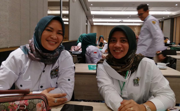 Yenni Eviliana: Tenaga Pendidik Harus Di Vaksin Sebelum TPM Dimulai