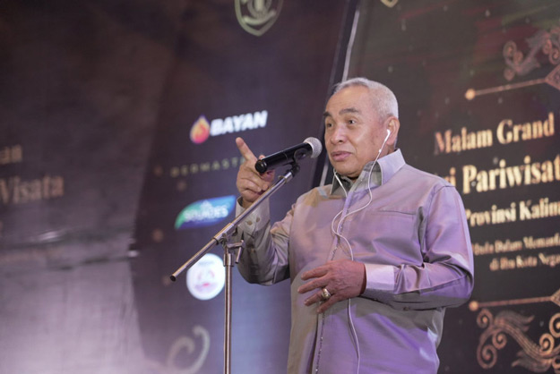 Isran Resmi Buka Malam Grand Final Putri Pariwisata Provinsi Kaltim 2022
