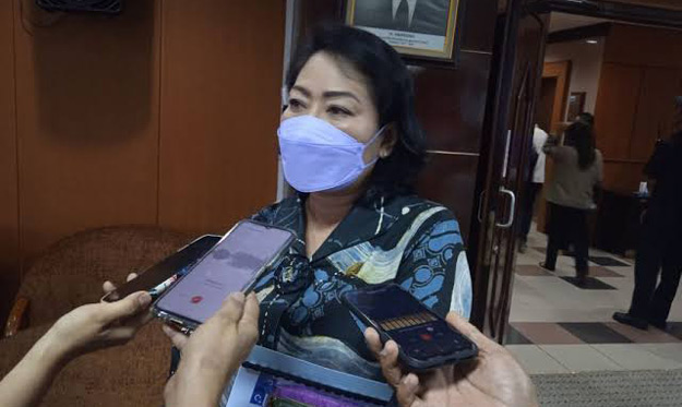 Veridiana Huraq Wang Khawatir Instalasi Pipa PDAM Tak Selesai Tepat Waktu