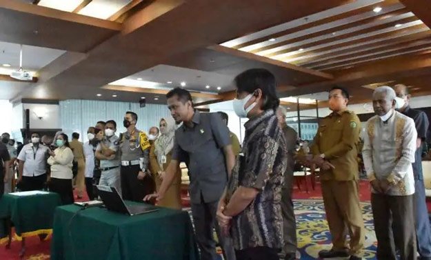 Tio Terkesan Dengan Inovasi Bapenda Kaltim