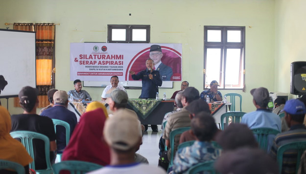 Samsun Beri Bantuan Pupuk, Kebutuhan Alsintan Petani Segera Diakomodir