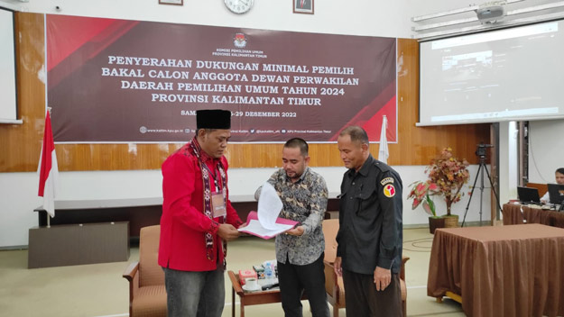 Emir Moeis Siap Melenggang Ke DPD-RI