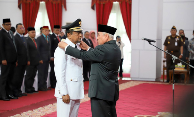 H. Hamdam Resmi Jabat Bupati PPU