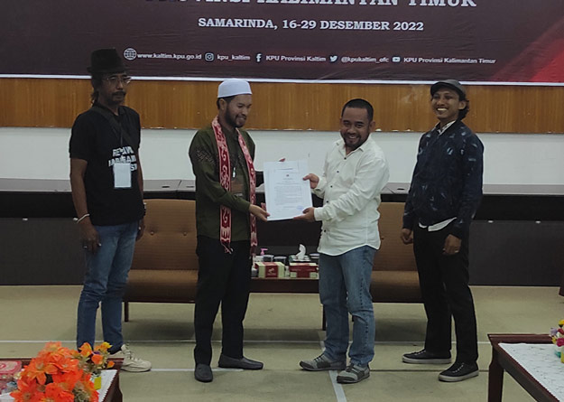 Serahkan 2.400 Surat Dukungan, Habib Ahmad Bahasyim Siap Bertarung Ke DPD-RI 