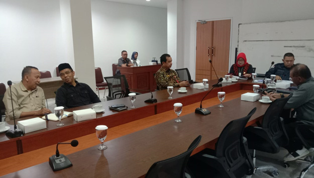 Bamperda DPRD Samarinda Terima Kunjungan DPRD Murung Raya