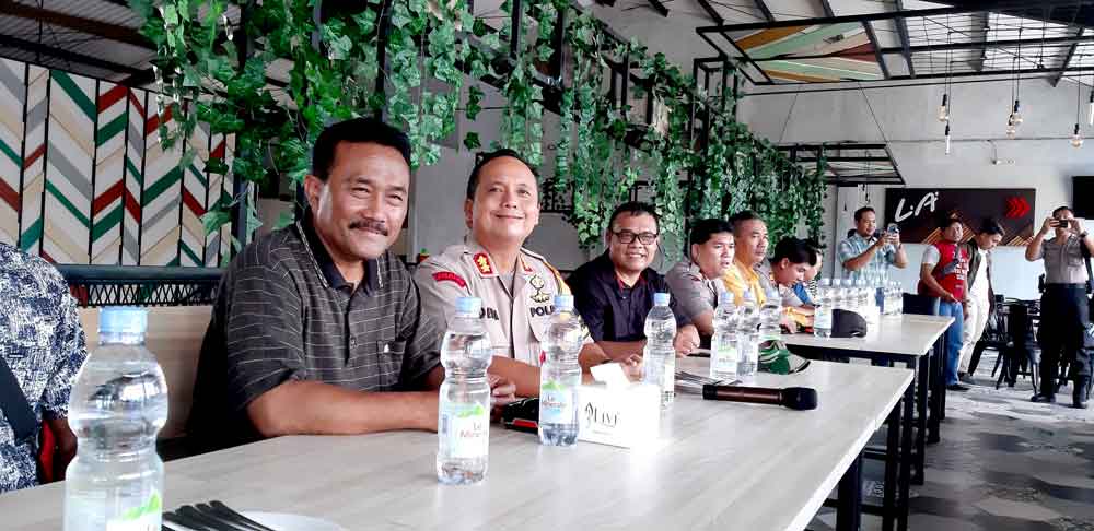 Temui Warga Papua, Ini Pesan Wakapolresta AKBP Dedi Agustono