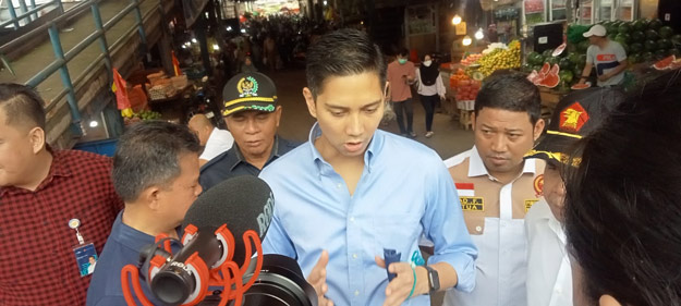 Fuad Fakhruddin Dampingi Wakil Ketua Komisi IV DPR-RI Kunjungan Pasar