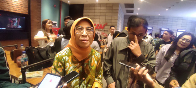 Hetifah Dan Kemendikbudristek Gelar Nonton Bareng Film Budi Pekerti