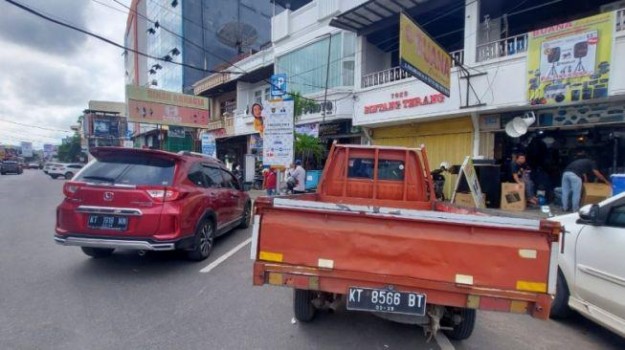 DPRD Samarinda Minta Parkir Langganan Jangan Dipaksa, Warga Harus Diberi Pilihan