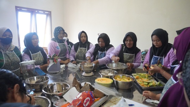 Hasil Hidroponik di Bunyu Tak Lagi Sekadar Sayuran, Ini Inovasinya