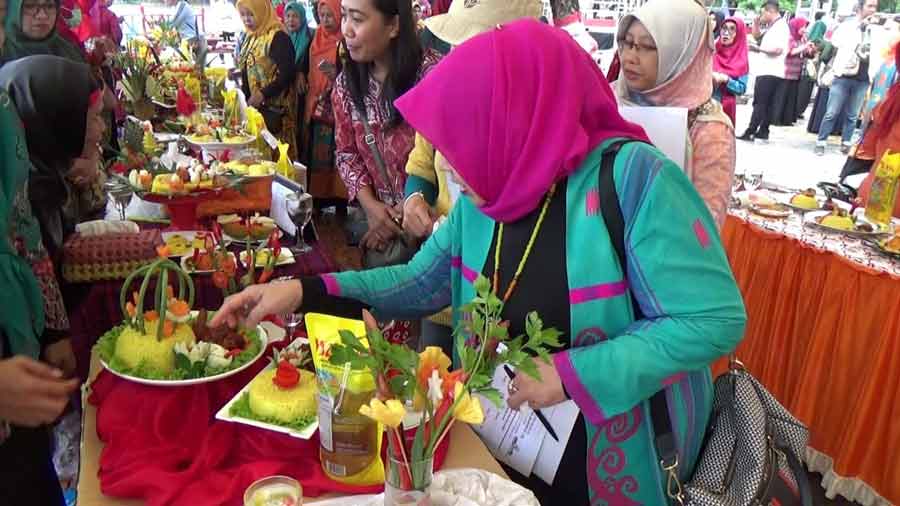 150 Tim Kreasikan Nasi Kuning,