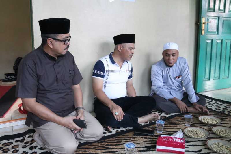  Datangi Rumah Korban Meninggal Terperosok di Parit, Wawali Teteskan Air Mata