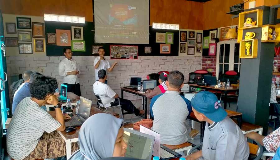 KIM Muara Badak dan Diskominfo Kukar Gelar Pelatihan Desain Grafis dan Jurnalis TV