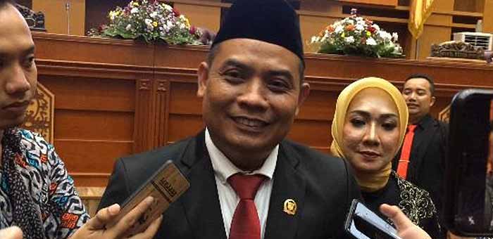 Lewat Paripurna, Mujianto Resmi Gantikan Almarhumah Sarlena Layuk