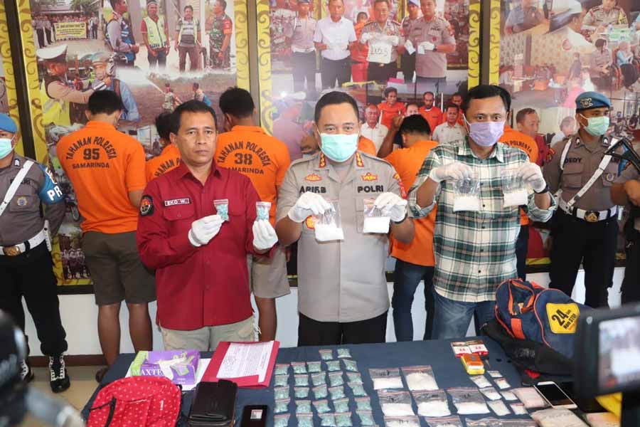 Polresta Samarinda amankan 696,54 Gram Sabu dan 1.700 Butir Ekstasi