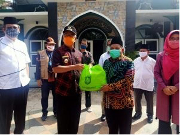 Lagi, Pemkot Samarinda serahkan 1.207 Paket Sembako