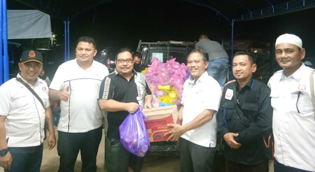 Tanggap Covid-19, Pemkab Kutim Serahkan Paket Sembako kepada DPC PAMMI