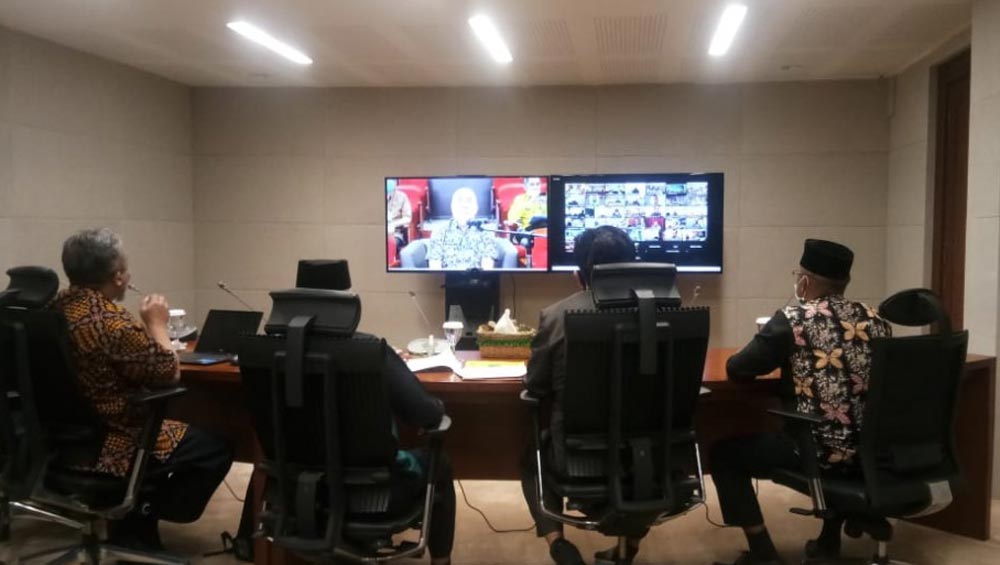 Wakil Bupati Kukar Charil Anwar Hadiri Rakor Monitoring Yang Dipimpin Gubernur Kaltim Isran Noor Secara Virtual