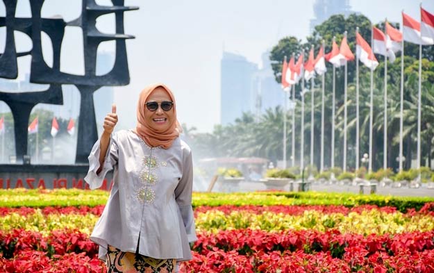 Wakil Ketua Komisi X DPR-RI Hetifah Sjaifudian, Apresiasi Desa Muara Enggelam.